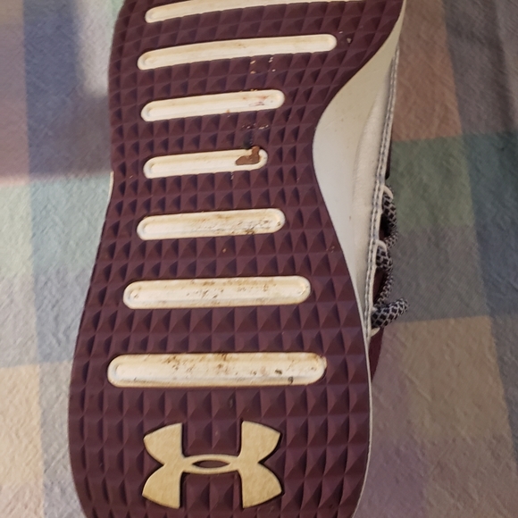 Shoes - Picture 3 of 5